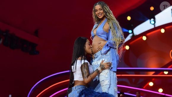 Ludmilla e Brunna Gonçalves anunciaram que serão mamães em novembro de 2024.