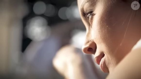 Renata, do 'BBB 25', em videoclipe de Jorge Vercillo, gravado em 2012 em Fortaleza