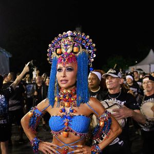 Carnaval 2025: Sabrina Sato vem encarando maratona de ensaios no Rio e em São Paulo, onde desfilou neste sábado 1º de fevereiro de 2025