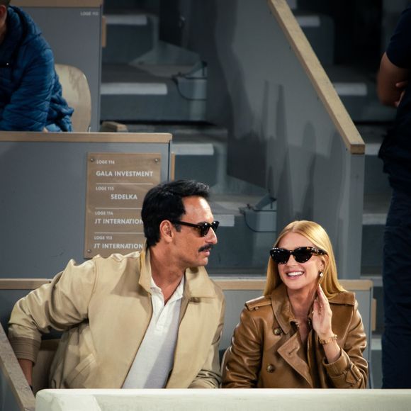 Coco Gauff, que é a número 2 do mundo, avançou às semifinais após vencer de virada, no saibro parisiense, a compatriota Madison Keys (nº 8) em três sets, parciais de 6-7 (6/8), 6-4 e 6-1.