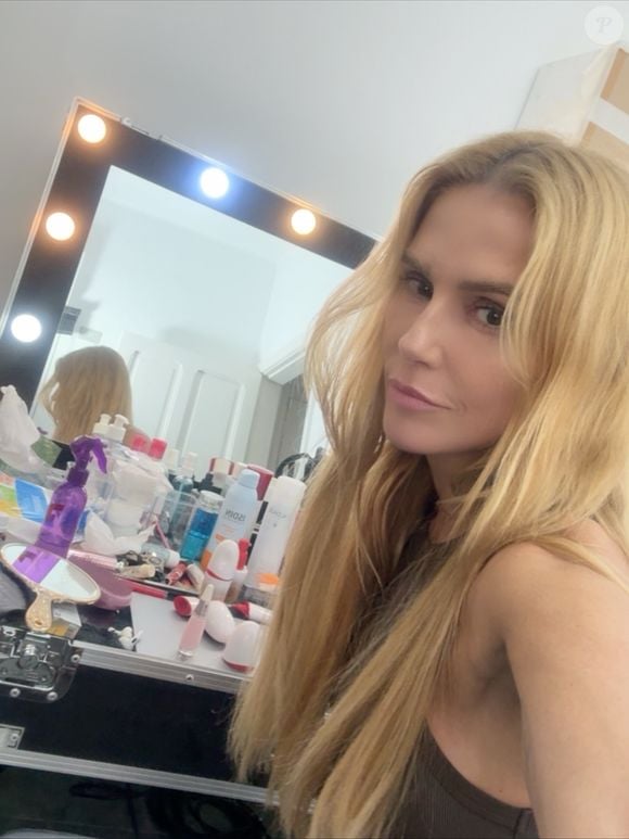 Loiríssima para o papel sensual, Deborah Secco vem cuidando mais do seu corpo, embora assuma não fazer dieta