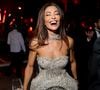 Já feito por Virgínia Fonseca, Juliana Paes, Jennifer Aniston, Tatá Werneck e Kim Kardashian, o procedimento destaca por sua praticidade e resultados impecáveis