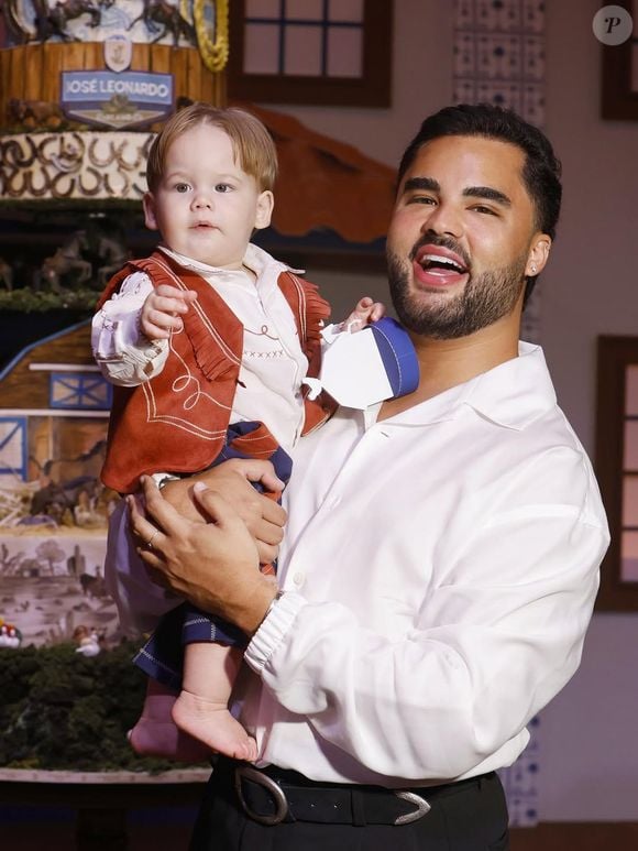 Lucas Guedez, grande amigo de Virgínia Fonseca, postou diversas fotos do aniversário de José Leonardo