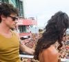 A interação entre Bruna Marquezine e Shawn Mendes foi vista de perto pelos fãs do casal