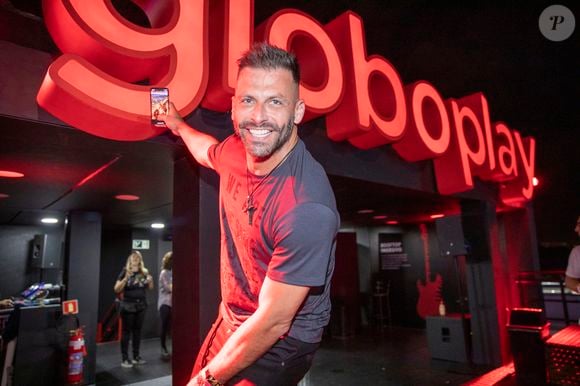 Após a estreia do 'BBB 26', comentários sobre o rosto 'congelado' do Henri Castelli circularam nas redes, e a dermatologista Denise Ozores explica diferenças entre harmonização facial masculina e feminina