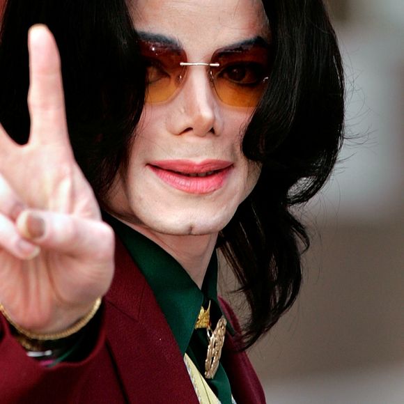 Michael Jackson em áudio divulgado por documentário: ‘As crianças... Só querem me tocar e me abraçar’