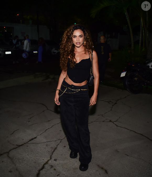 Giovana Cordeiro em festa de confraternização da novela 'Dona de Mim', da TV Globo