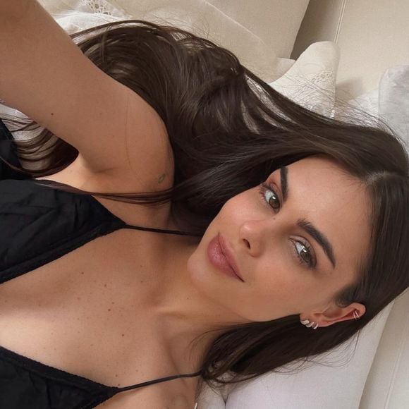 A modelo Amanda Kimberlly se envolveu em mais uma polêmica com Neymar nas redes sociais