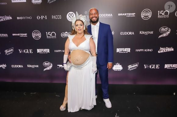 Tati Machado parou de notar movimentos na barriga do bebê e foi para o hospital