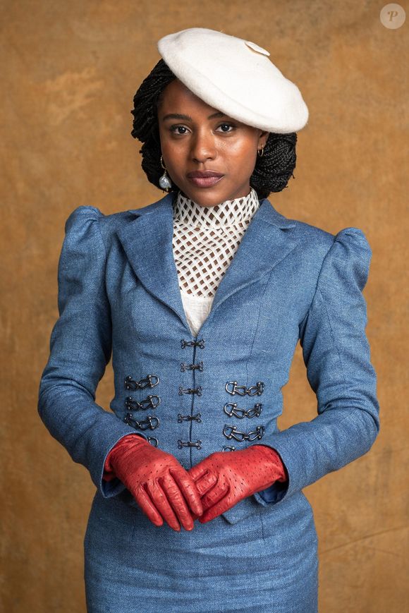 Entre o disfarce e o charme, Lúcia, personagem de Duda Santos, resgata o poder da boina em 'Nobreza do Amor' e mostra como o acessório virou sinônimo de sofisticação na novela