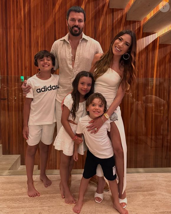 Jane, segunda filha de Patrícia Abravanel, completou 7 anos