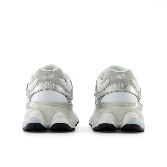 Com tecnologias ABZORB e SBS, o New Balance 9060 aposta em amortecimento e conforto sem abrir mão do visual fashionista que virou tendência em 2026