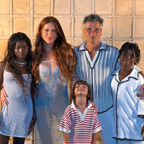 Giovanna Ewbank se emocionou muito com a supresa da família