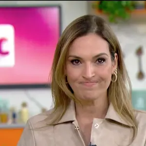 Talitha Morete se emocionou ao vivo ao comentar perda do filho de Tati Machado no ‘Mais Você’