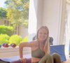 Eliana, atualmente com 52 anos, não dispensa cuidados com o corpo através de uma dieta e exercícios físicos