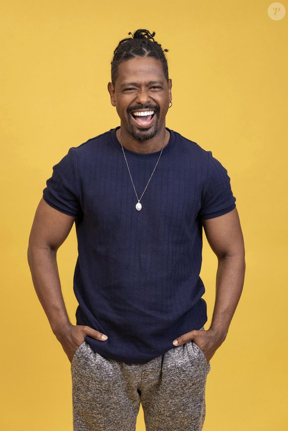 Até o momento, Leandro está com 50,15% dos votos na enquete UOL