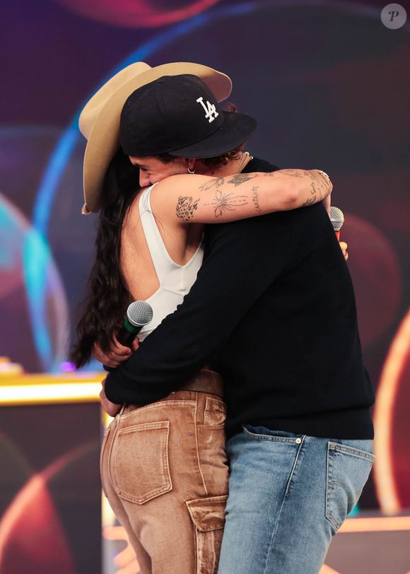 O clima de intimidade entre Ana Castela e Zé Felipe agitou os fãs do casal