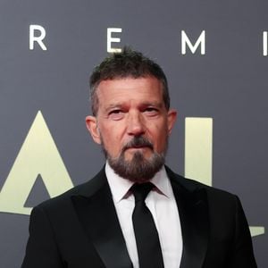 Antonio Banderas, aos 66 anos, contou que pretende continuar escrevendo, lendo, compondo música e produzindo enquanto envelhece naturalmente