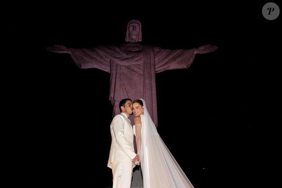 Fotos do casamento de Giovanna Lancellotti e Gabriel David: atriz da novela 'Dona de Mim' ganhou carinho do marido