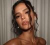 Vegano, com baunilha, pitaia exótica e peônia cereja: por que o novo perfume favorito de Bruna Marquezine combina tanto com Primavera 2025?