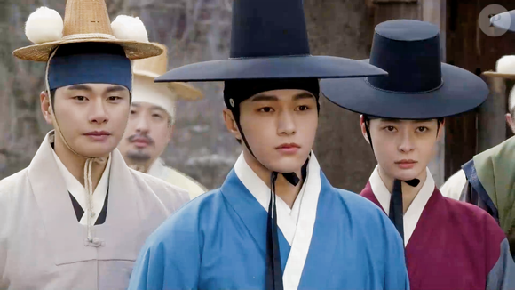 'Royal Secret Agent': um funcionário real transformado em inspetor secreto investiga corrupção na era Joseon com a ajuda de uma inspetora e um assistente leal