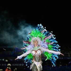 Com Andressa Urach de musa, Porto da Pedra trouxe um enredo sobre prostituição