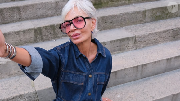 As sandálias minimalistas, confortáveis e elegantes para mulheres com mais de 50 anos: são da Skechers e minha mãe já quer usá-las o tempo todo com saias ou calças largas