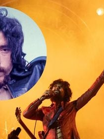 ‘Todo dia a gente acendia uma velinha': 'Santuário’ de Raul Seixas com guitarras e discos ajudou atores a mergulhar em série inédita da Globoplay
