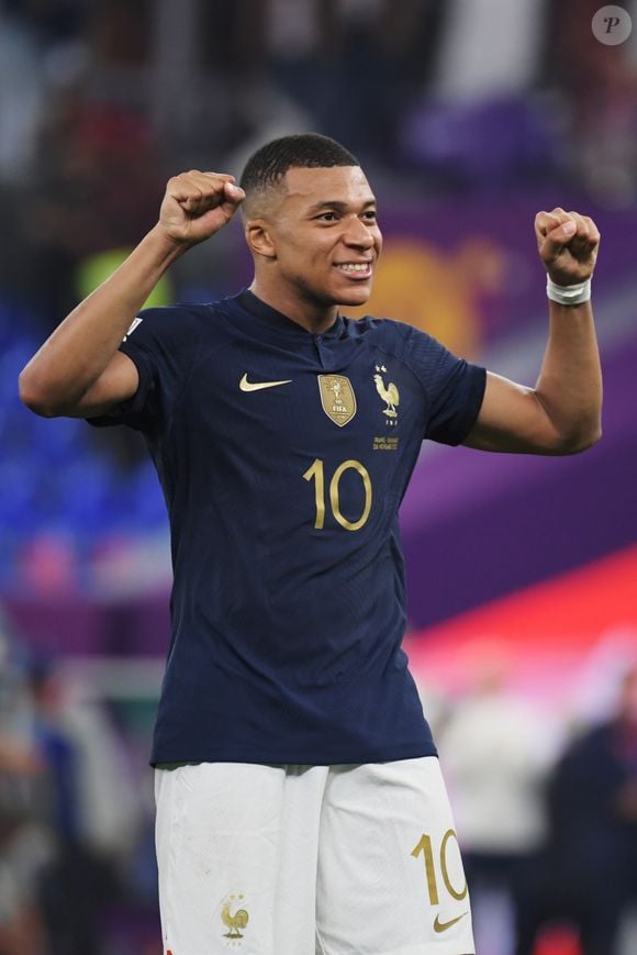 Mbappé viu a França se livrar da Maldição da Copa do Mundo: campeões em 2018, foram à final em 2022, o que não acontecia desde 2002 com o Brasil, vice em 1998