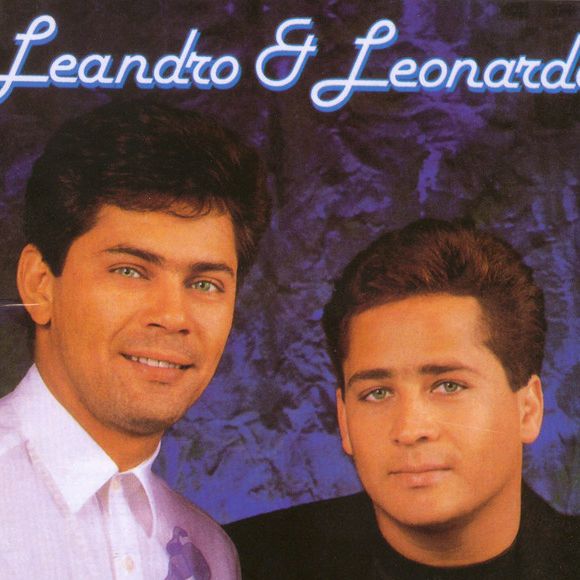 A dupla Leandro & Leonardo marcou gerações e fez história na música brasileira. O que poucos sabem é que os dois irmãos adotaram nomes artísticos antes da fama