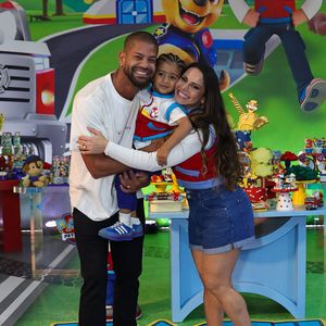 O filho de Viviane Araújo e Guilherme Militão ganhou uma festa temática da Patrulha Canina