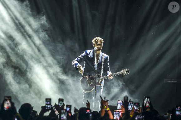Gustavo Mioto está solteiro desde o fim do namoro com a sertaneja Ana Castela