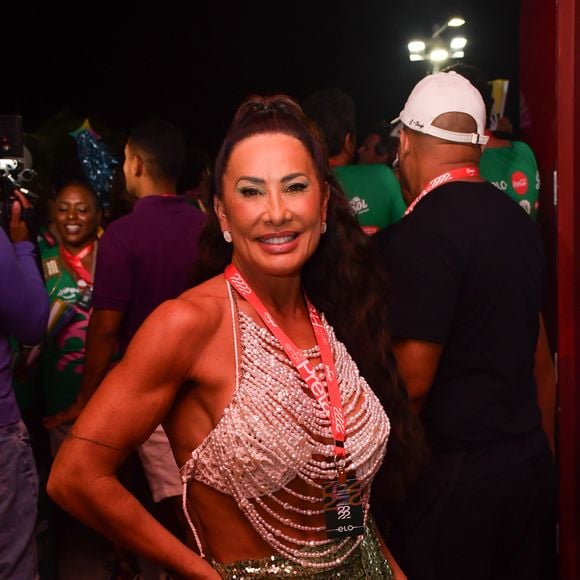 Scheila Carvalho compartilhou com os fãs que sua mãe teve o trabalho afetado por conta das fortes chuvas que atingiram Minas Gerais nos últimos dias