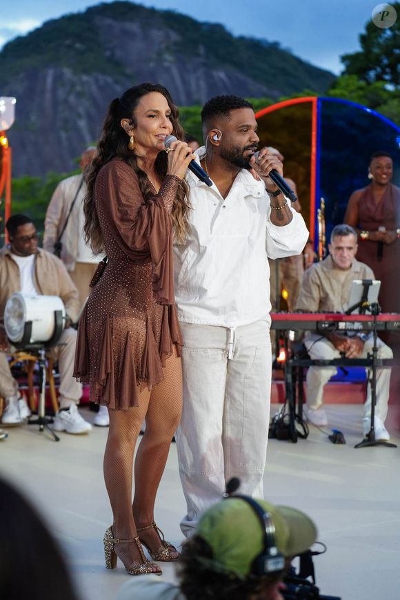 Filhos de Arlindo Cruz mantêm viva a memória do pai com música, afeto e homenagens públicas