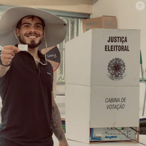 O ator Thomaz Costa voltou aos holofotes durante as eleições de 2026, que consagraram Lula o presidente do Brasil pela quarta vez