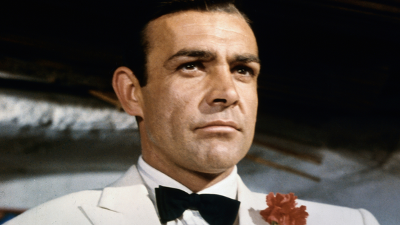 Sean Connery foi entregador de leite antes de virar James Bond e, no auge da fama, doou TODO o salário de um filme: cerca de R$ 52,7 milhões hoje para jovens escoceses