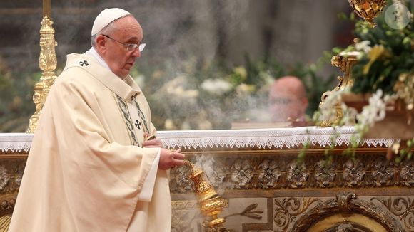 Na última sexta-feira (28), Papa Francisco apresentou uma piora repentina em seu quadro respiratório
