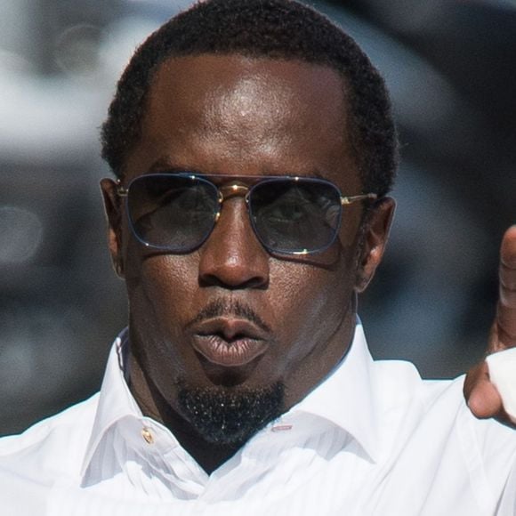 Na última segunda-feira (07), os advogados de P. Diddy fizeram um importante pedido à Justiça: de acordo com a imprensa internacional, eles pediram que as acusações de agressão sexual não estivessem no julgamento.