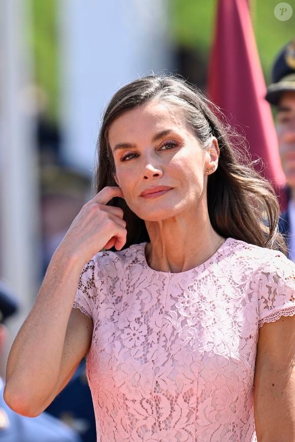 Letizia Ortiz, hoje rainha da Espanha, viveu parte das férias de infância entre as paisagens rurais de Sardéu, pequena aldeia das Astúrias
