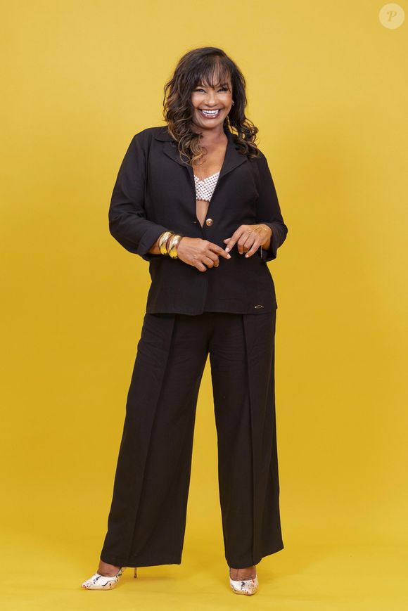 Solange Couto foi criticada publicamente pela filha por falas polêmicas no 'BBB 26': 'Ela se posicionou como eu me posicionaria. Não passou pano, mas não atacou. Tenho muito orgulho dela. Ela disse: 'Mãe, chega!'