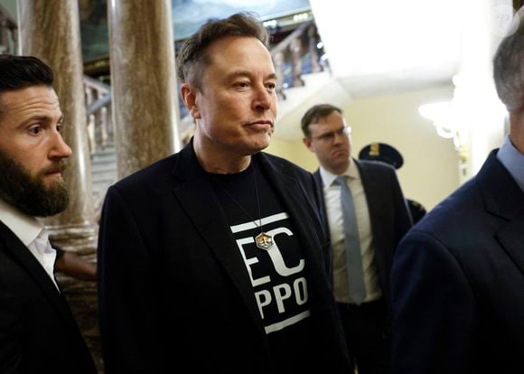 Elon Musk vai expandir os negócios e fundar um restaurante em moldes futuristas
