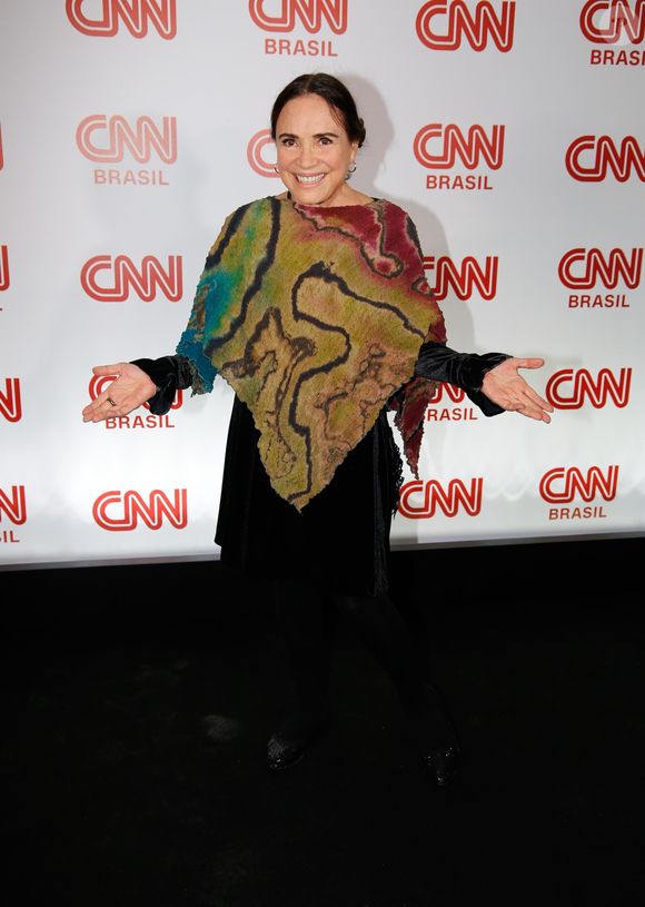 Durante a entrevista, Regina Duarte também comentou sua relação com Jair Bolsonaro