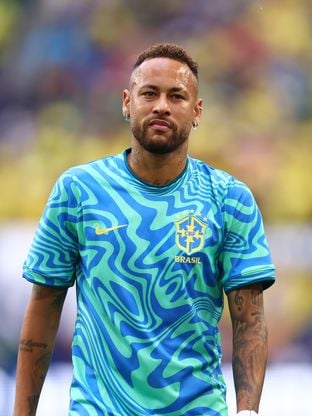 Neymar chega para jogo do Santos em BMW de quase R$ 1 milhão, detalhes do carro
