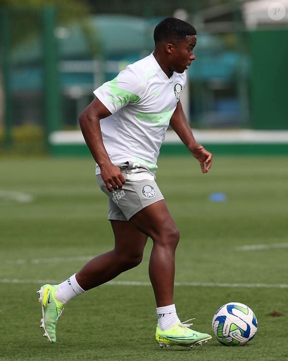 Quando tinha 16 anos e ainda jogava no Palmeiras, Endrick teve detalhes de sua dieta revelados pela GQ Brasil