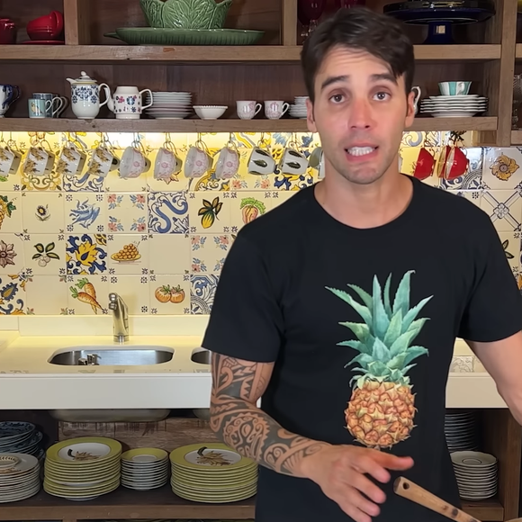 Leve para cozinhar até que os legumes estejam al dente e , se necessário, corrija o sal