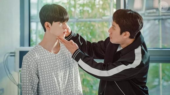 Tudo muda quando ele acaba atropelando o adolescente Kang-san, que perde a memória e se esquece do passado