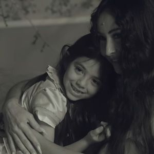 Gravidez de Sabrina Sato foi comemorada por Zoe, filha da apresentadora, de 7 anos
