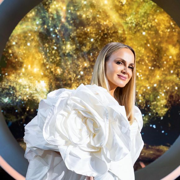 Eliana foi alvo de deboche por fã do SBT ao ser revelada apresentadora de especial na Globo: 'Acho pouco. Bem feito'