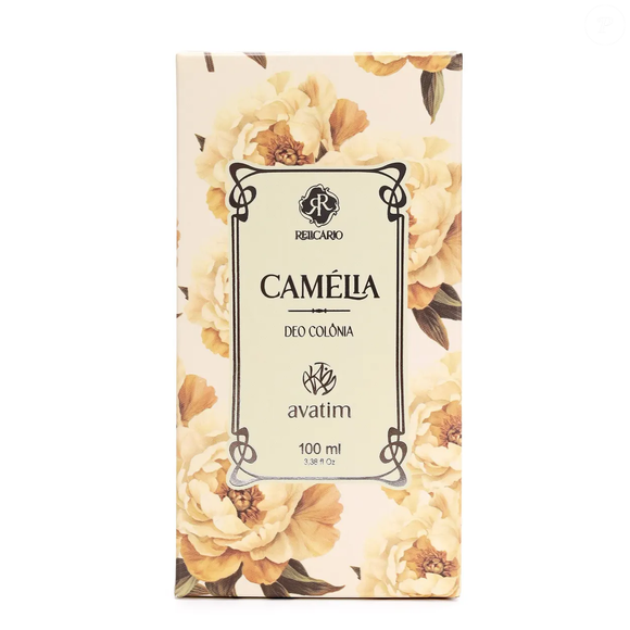 O Camélia, da Avatim, aposta em uma composição que combina frescor e delicadeza sem depender exclusivamente das notas doces. A fragrância reúne camélia e gardênia, com pimenta rosa e mandarina no topo e um toque aveludado de damasco