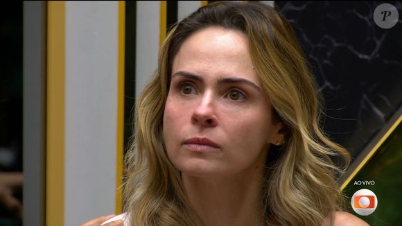 Ana Paula Renault se emocionou ao falar sobre a 'conversa horrorosa' que teve com Solange Couto antes de decidir indicá-la